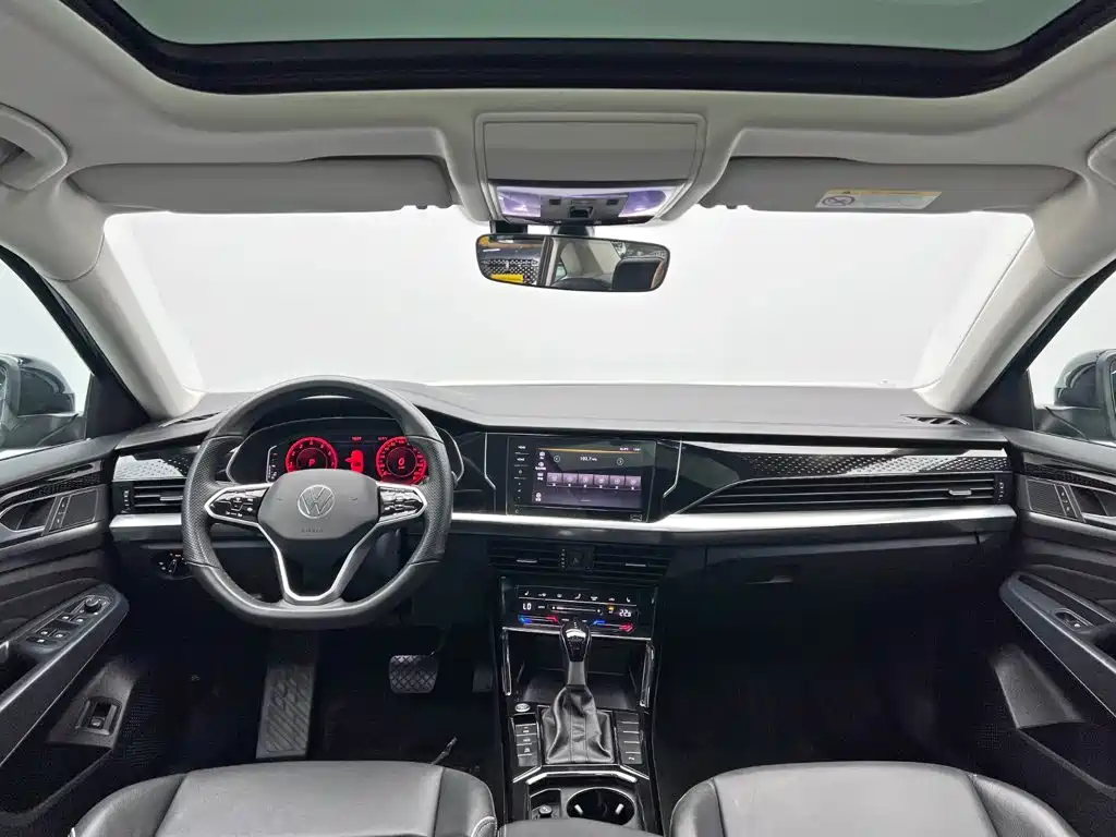 Volkswagen Passat — фото 22