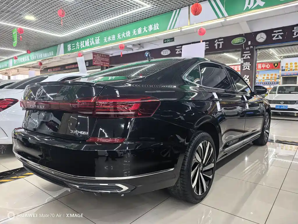 Volkswagen Passat — фото 10