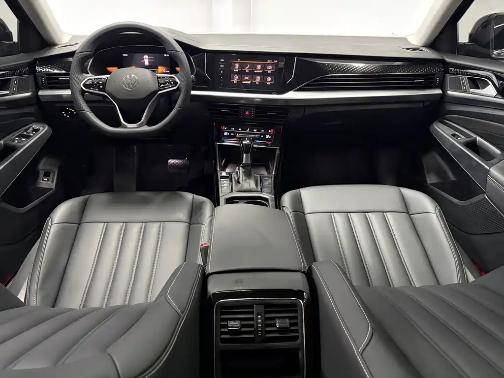Volkswagen Passat — фото 11