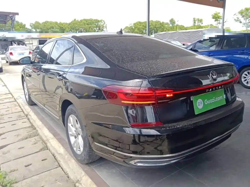 Volkswagen Passat — фото 5