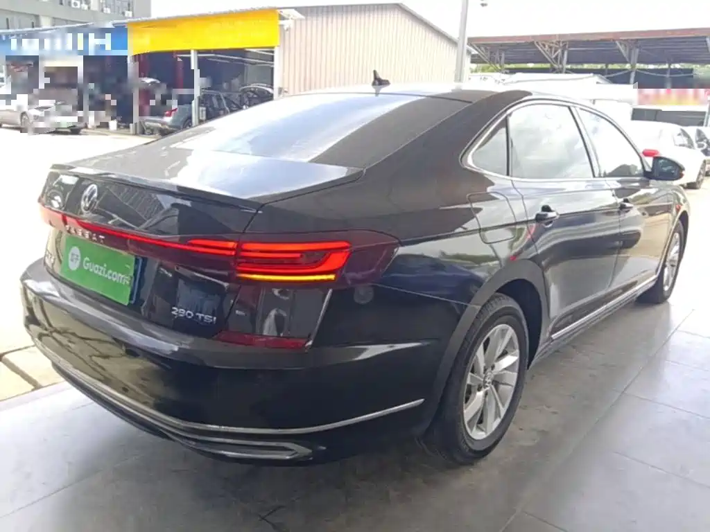 Volkswagen Passat — фото 7