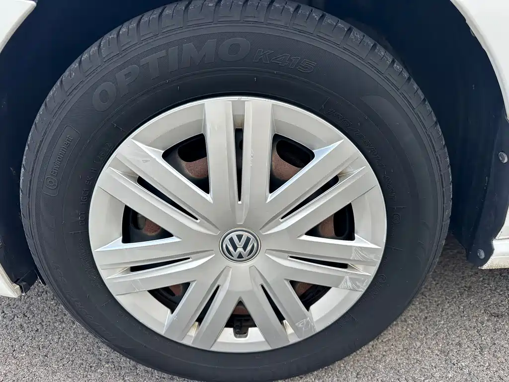 Volkswagen Polo — фото 24