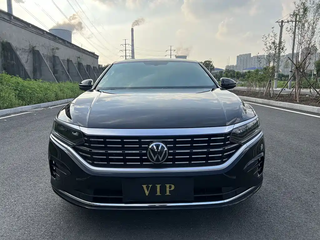 Volkswagen Passat — фото 2