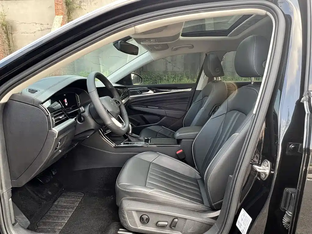 Volkswagen Passat — фото 7