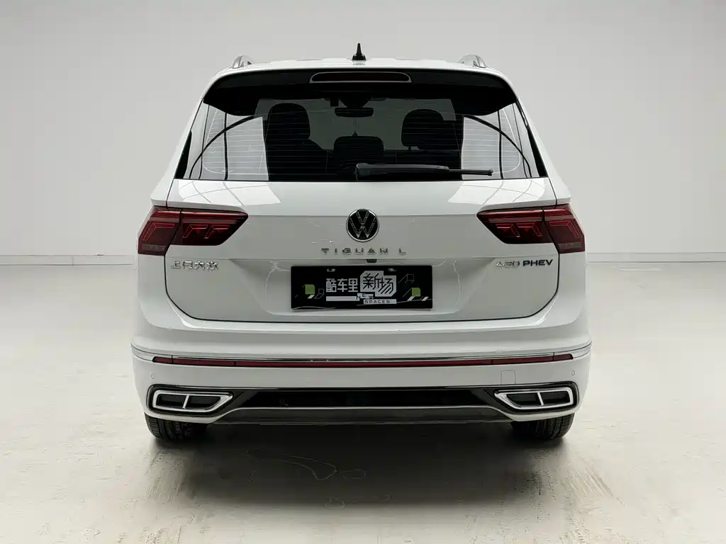 Volkswagen Tiguan L PHEV — фото 5