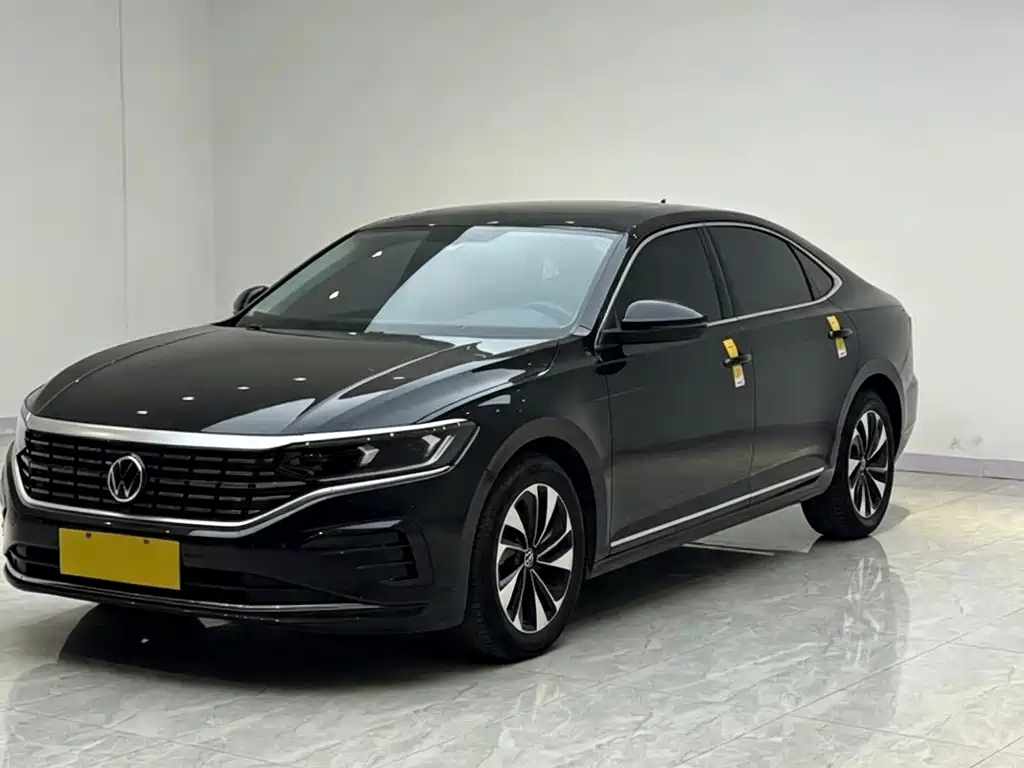 Volkswagen Passat — фото 2