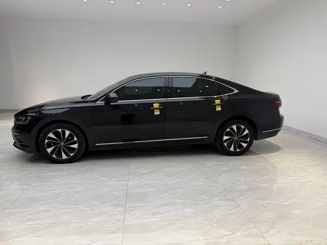 Volkswagen Passat — фото 3