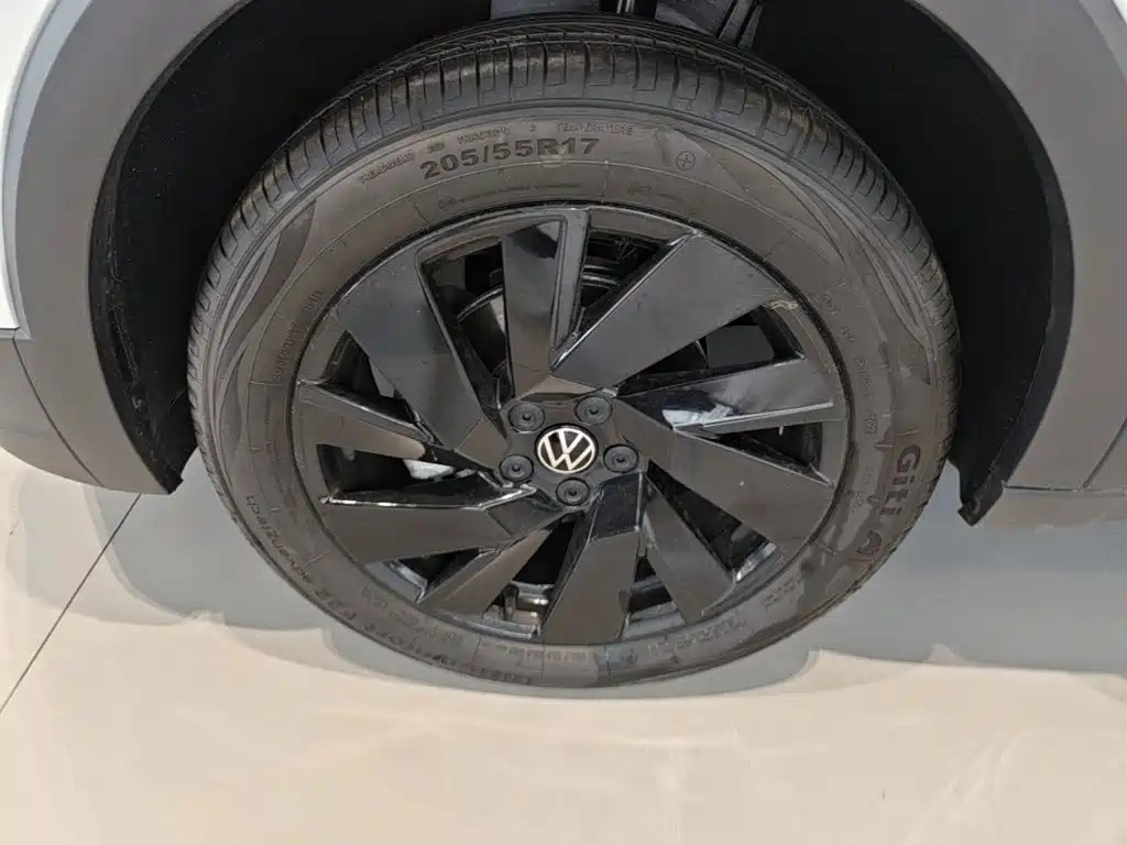 Volkswagen Tharu — фото 23