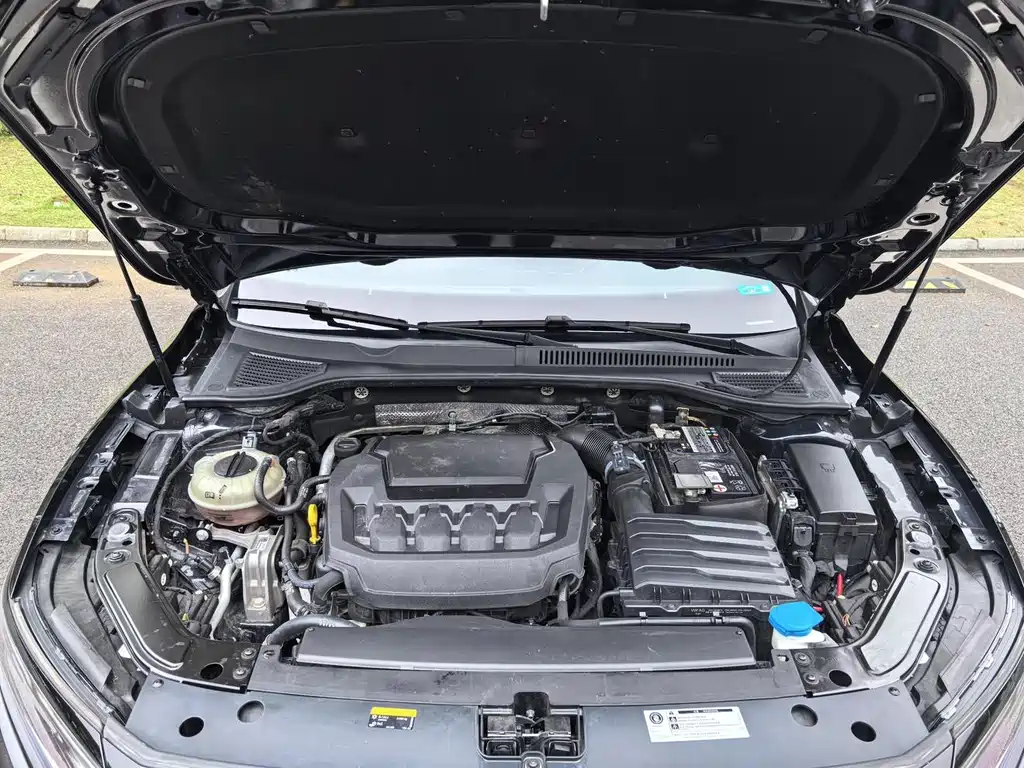 Volkswagen Passat — фото 7