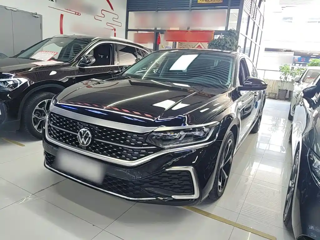 Volkswagen Passat — фото 2
