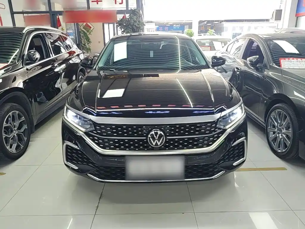 Volkswagen Passat — фото 3