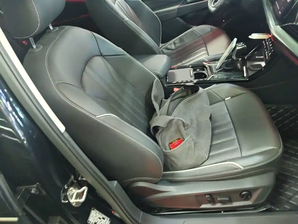 Volkswagen Passat — фото 25