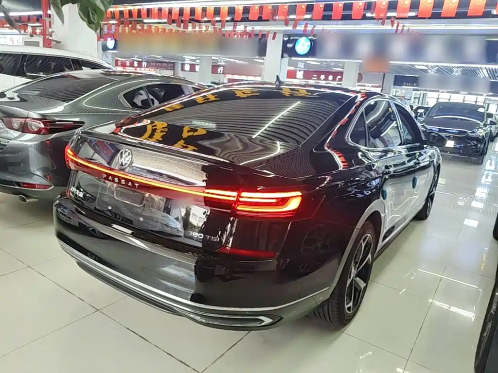 Volkswagen Passat — фото 7