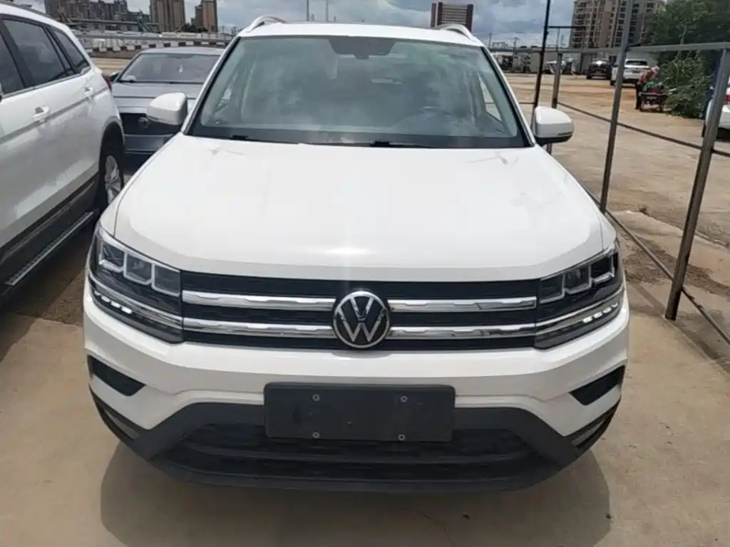 Volkswagen Tharu — фото 3