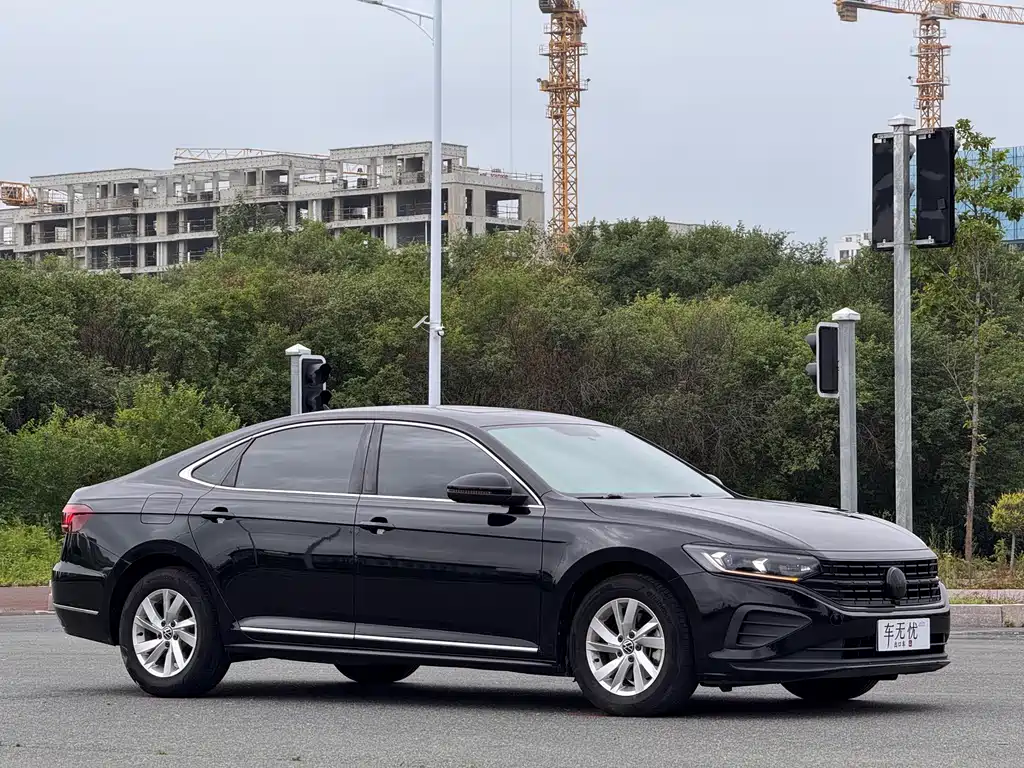 Volkswagen Passat — фото 3