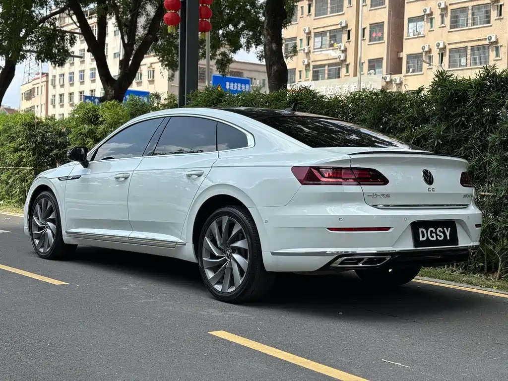 Volkswagen CC — фото 29