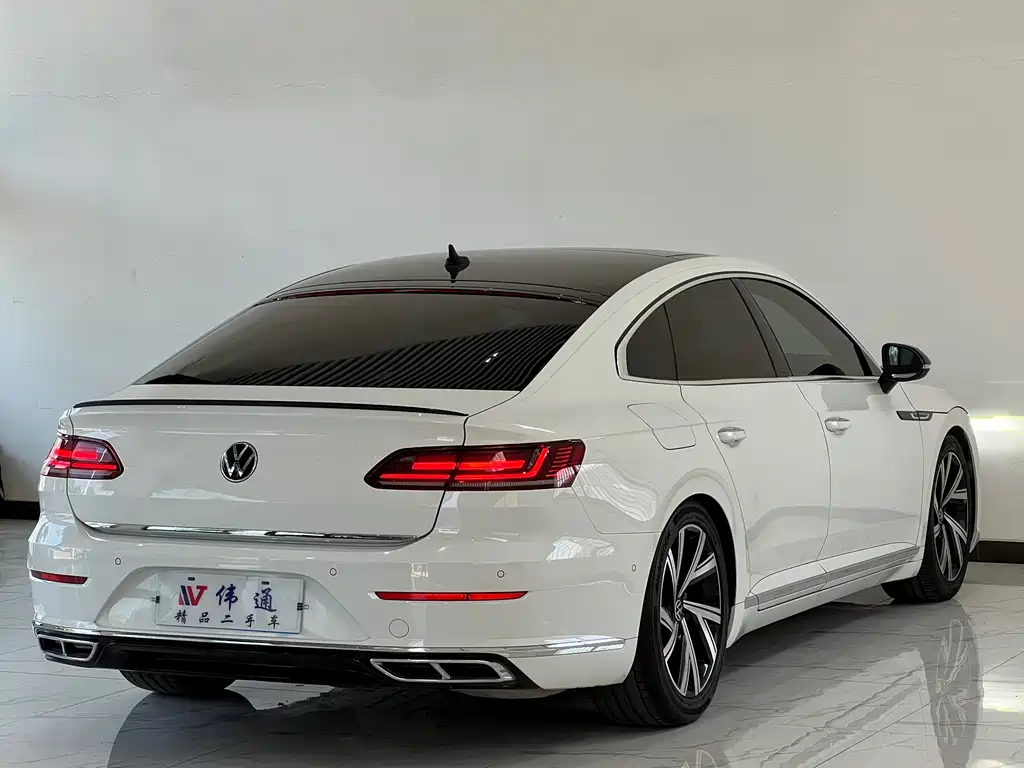 Volkswagen CC — фото 30