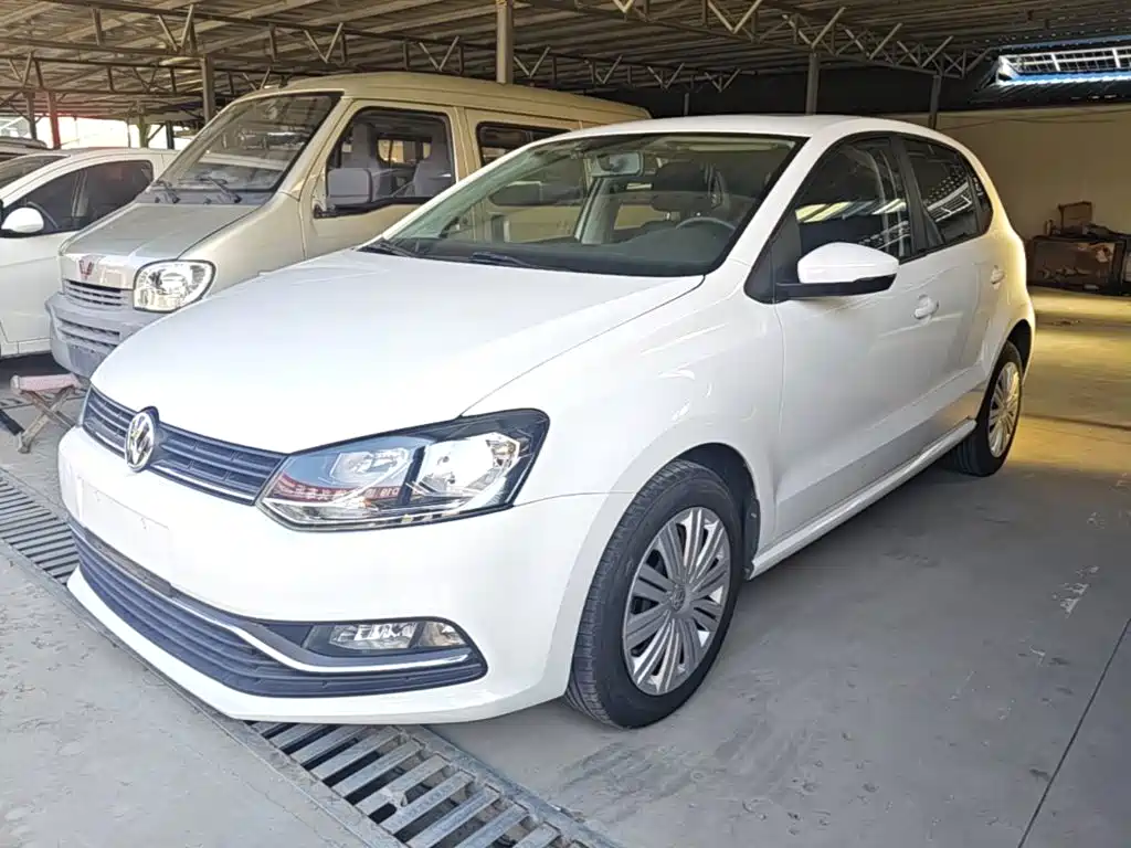 Volkswagen Polo — фото 2