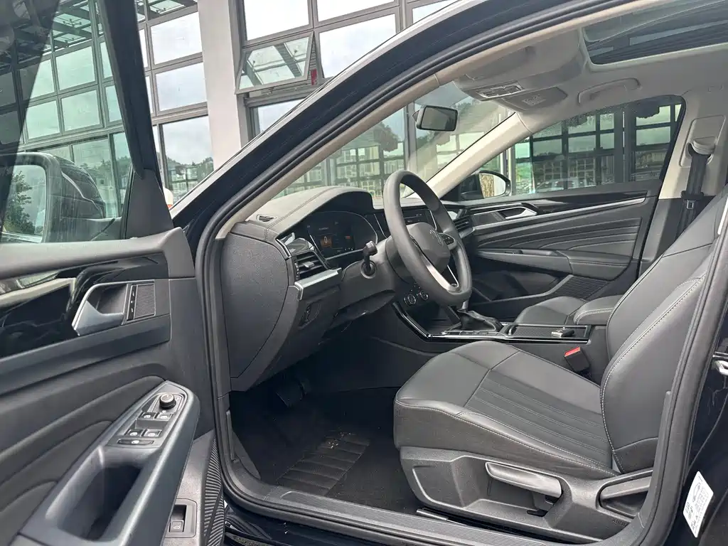 Volkswagen Passat — фото 4