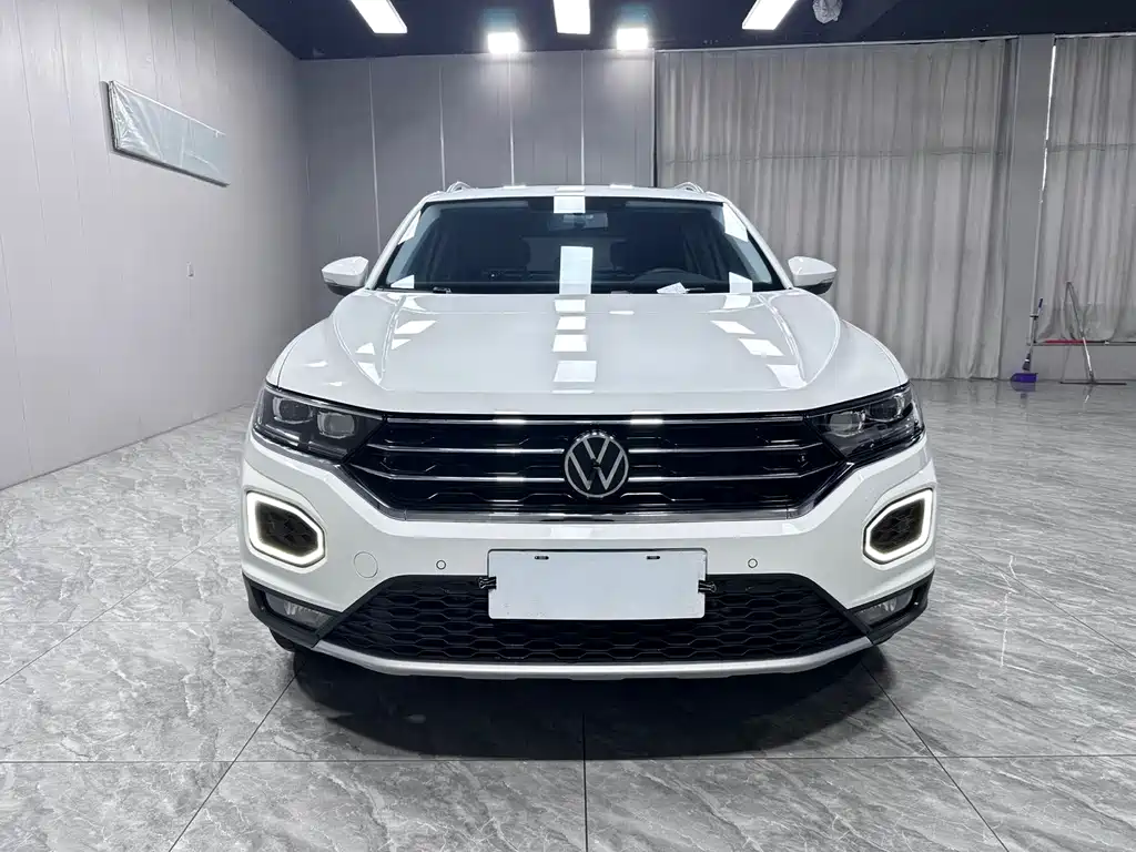 Volkswagen T-Roc — фото 2