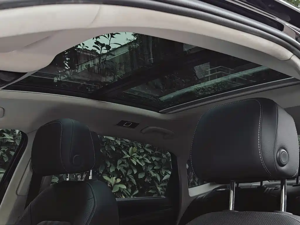 Volkswagen Passat — фото 19