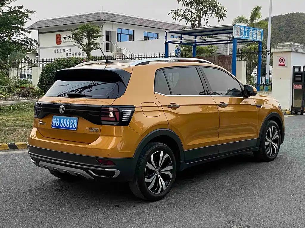 Volkswagen T-Cross — фото 7