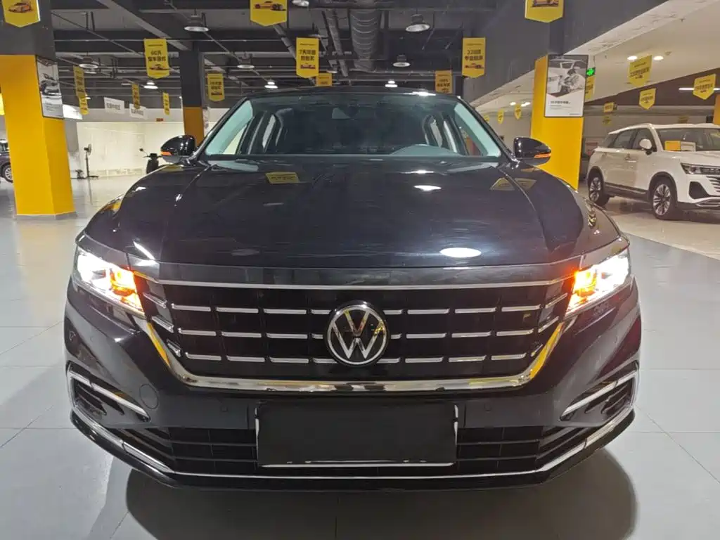 Volkswagen Passat — фото 3