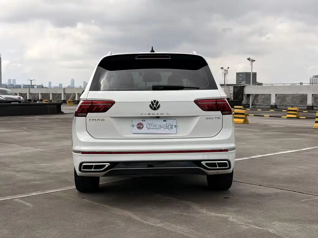 Volkswagen Tiguan L — фото 6