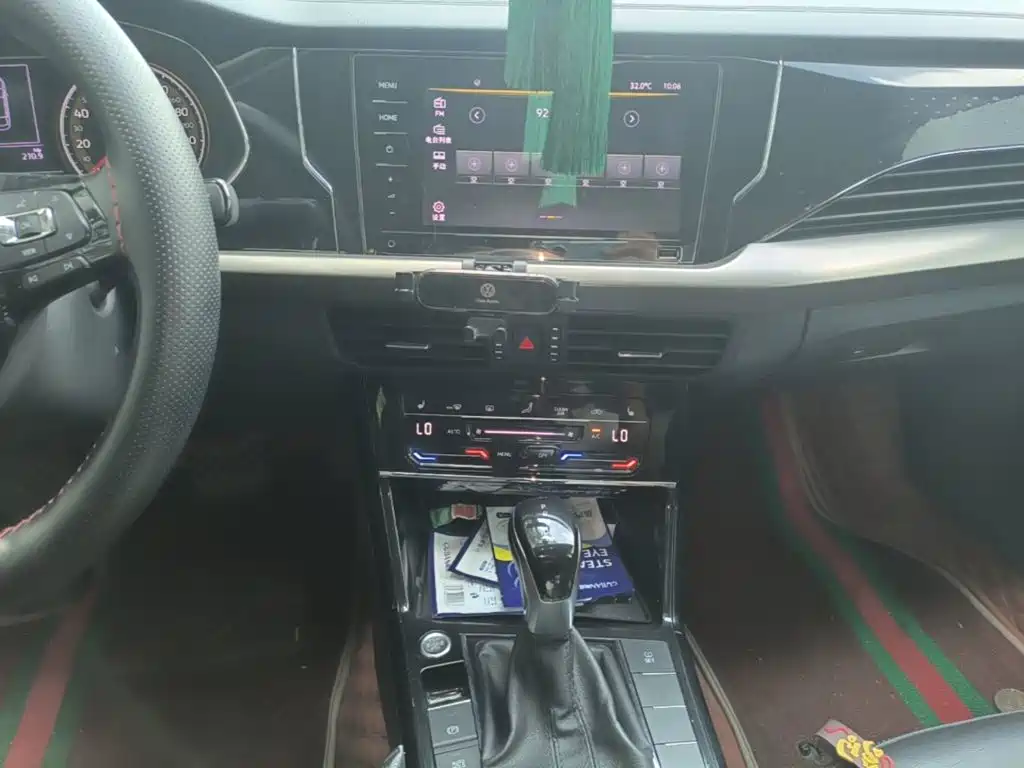 Volkswagen Passat — фото 13