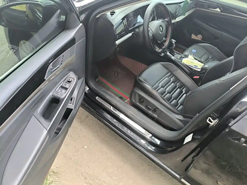 Volkswagen Passat — фото 16