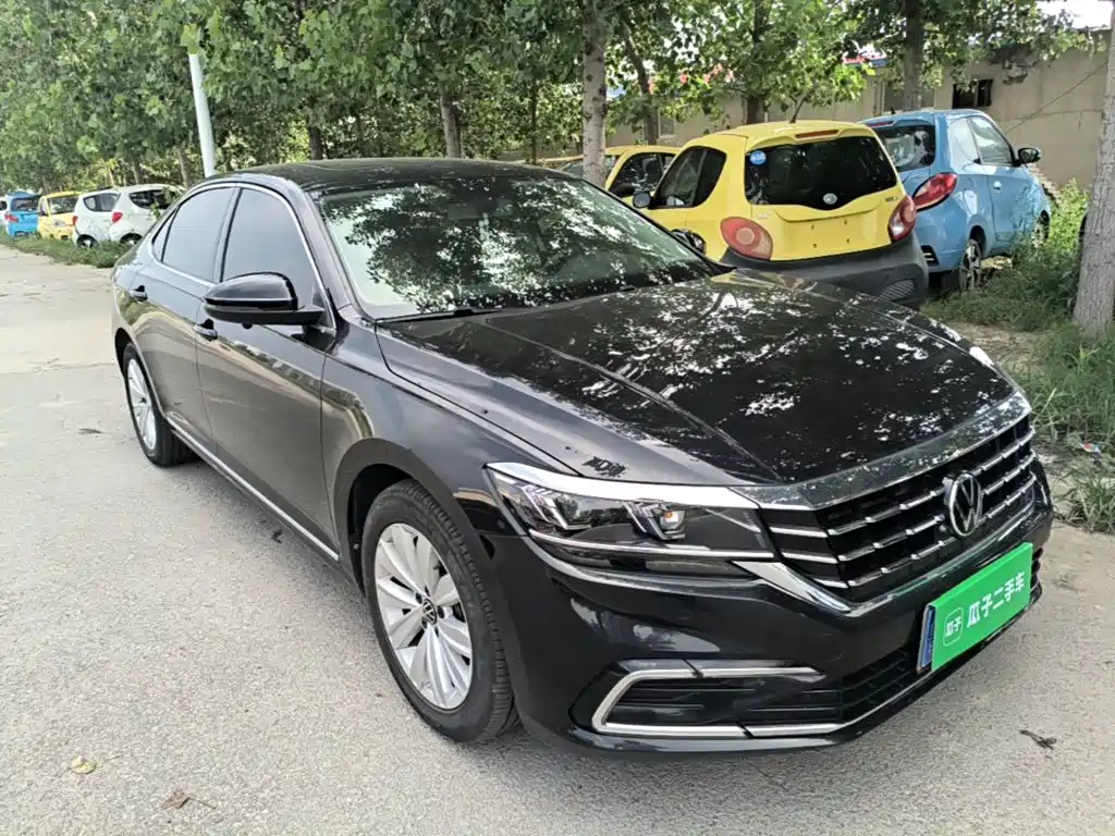 Volkswagen Passat — фото 4