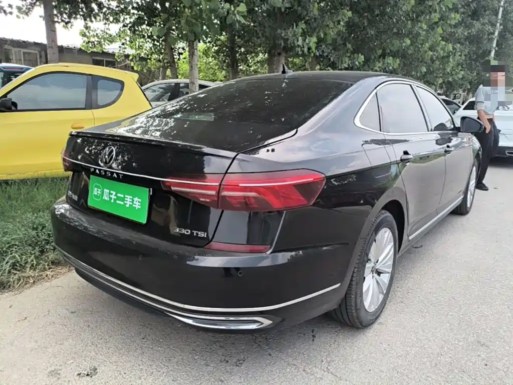 Volkswagen Passat — фото 7