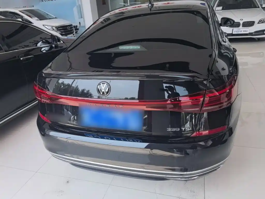 Volkswagen Passat — фото 6