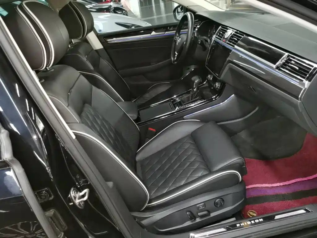 Volkswagen Phideon — фото 25