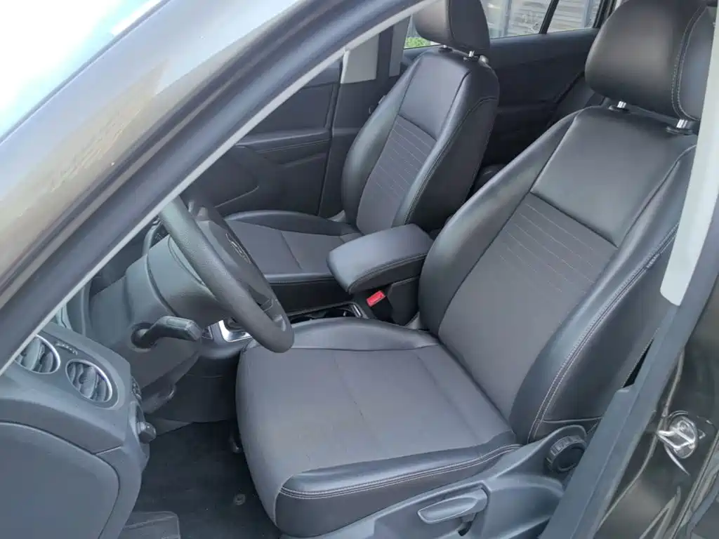 Volkswagen Tiguan — фото 15