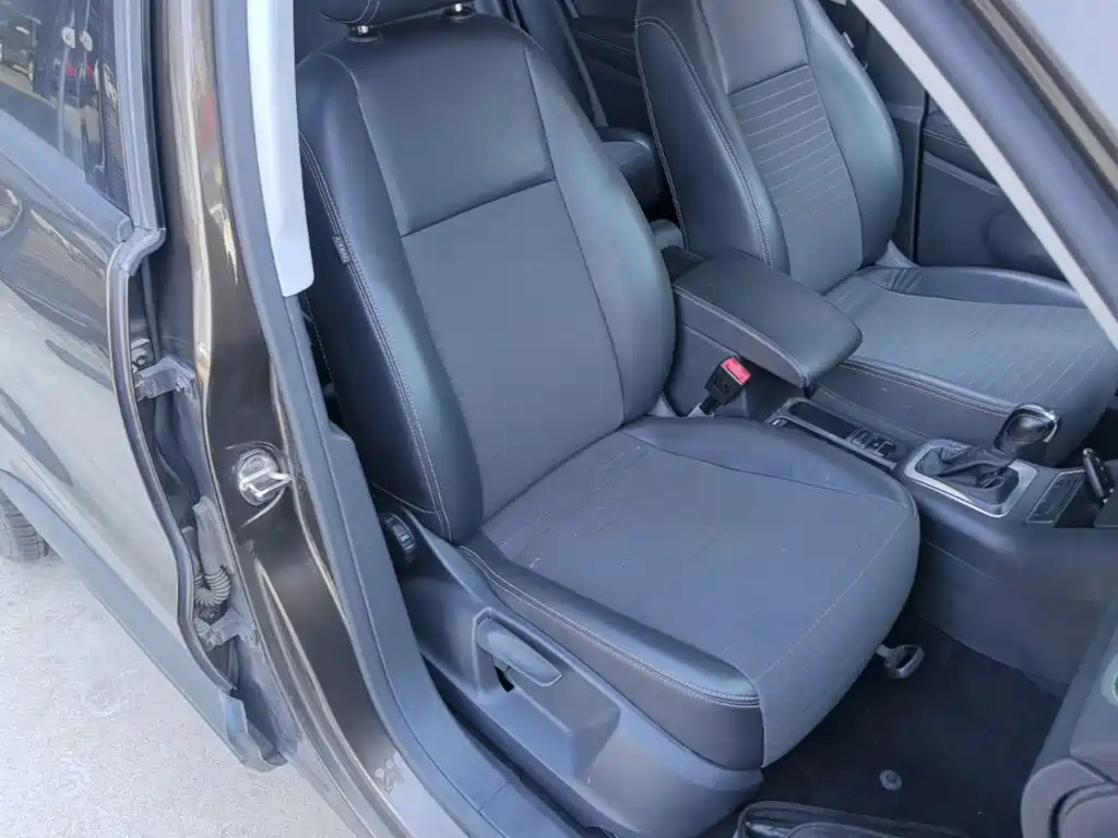 Volkswagen Tiguan — фото 25
