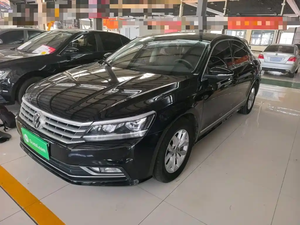 Volkswagen Passat — фото 2