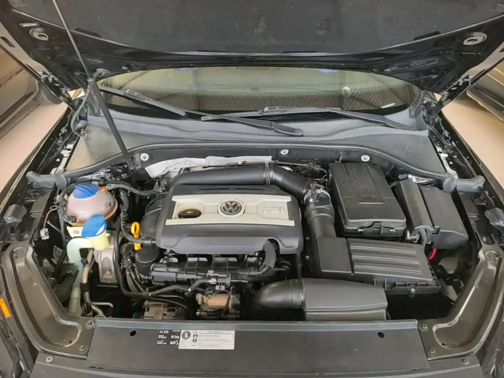 Volkswagen Passat — фото 20