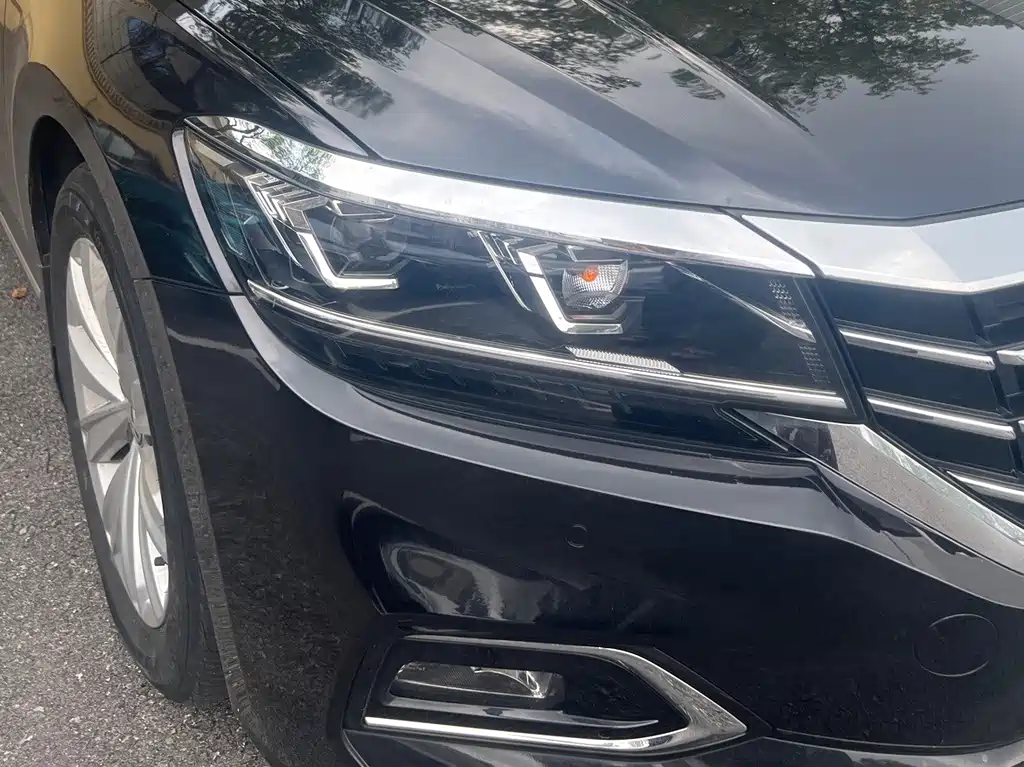 Volkswagen Passat — фото 5