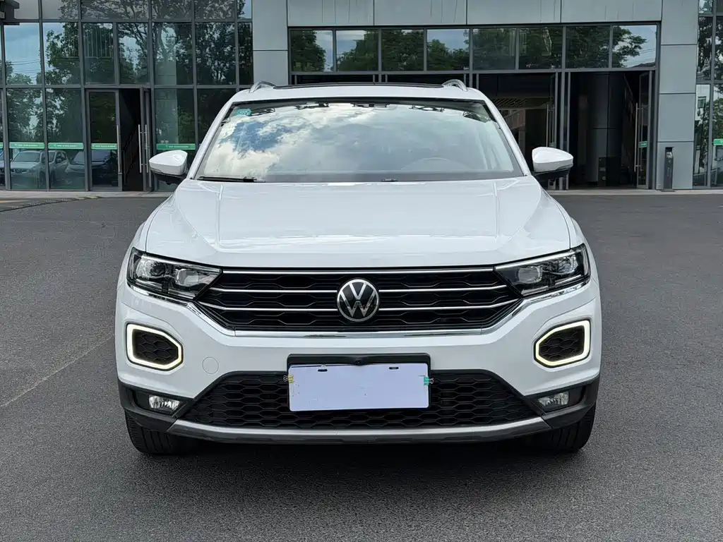 Volkswagen T-Roc — фото 2