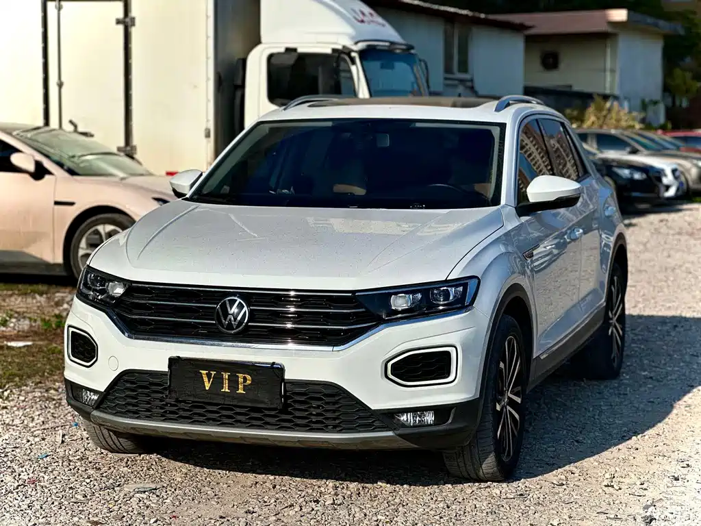Volkswagen T-Roc — фото 3