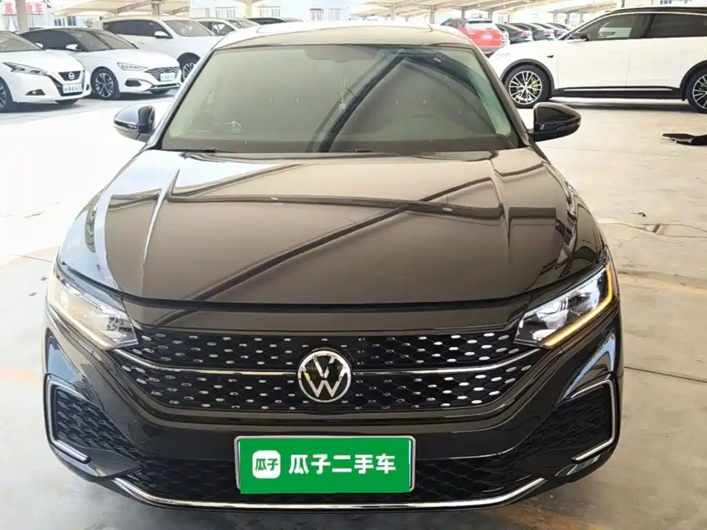 Volkswagen Passat — фото 3