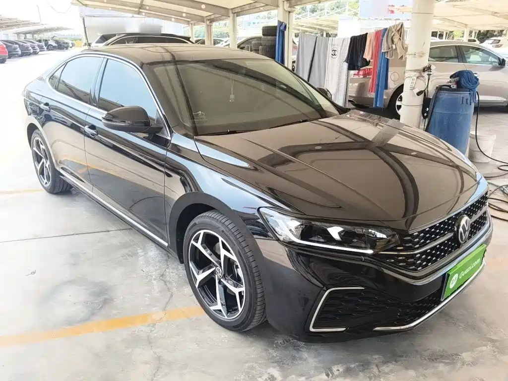 Volkswagen Passat — фото 4