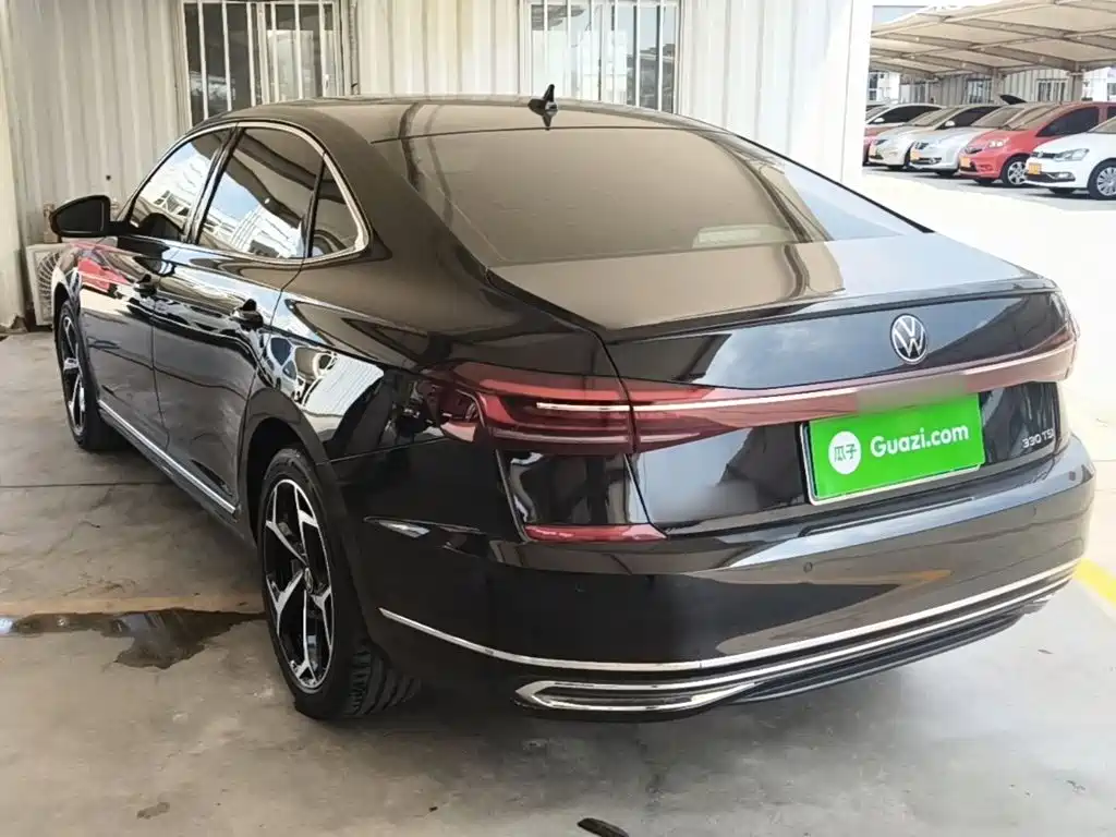 Volkswagen Passat — фото 5