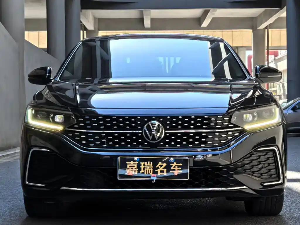 Volkswagen Passat — фото 2
