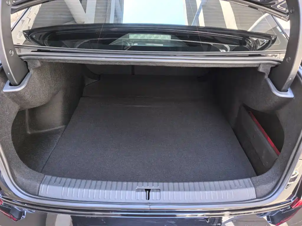 Volkswagen Passat — фото 8