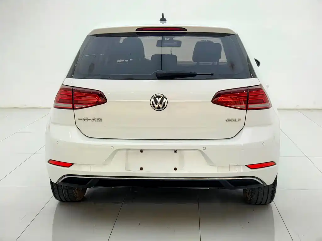 Volkswagen Golf — фото 5