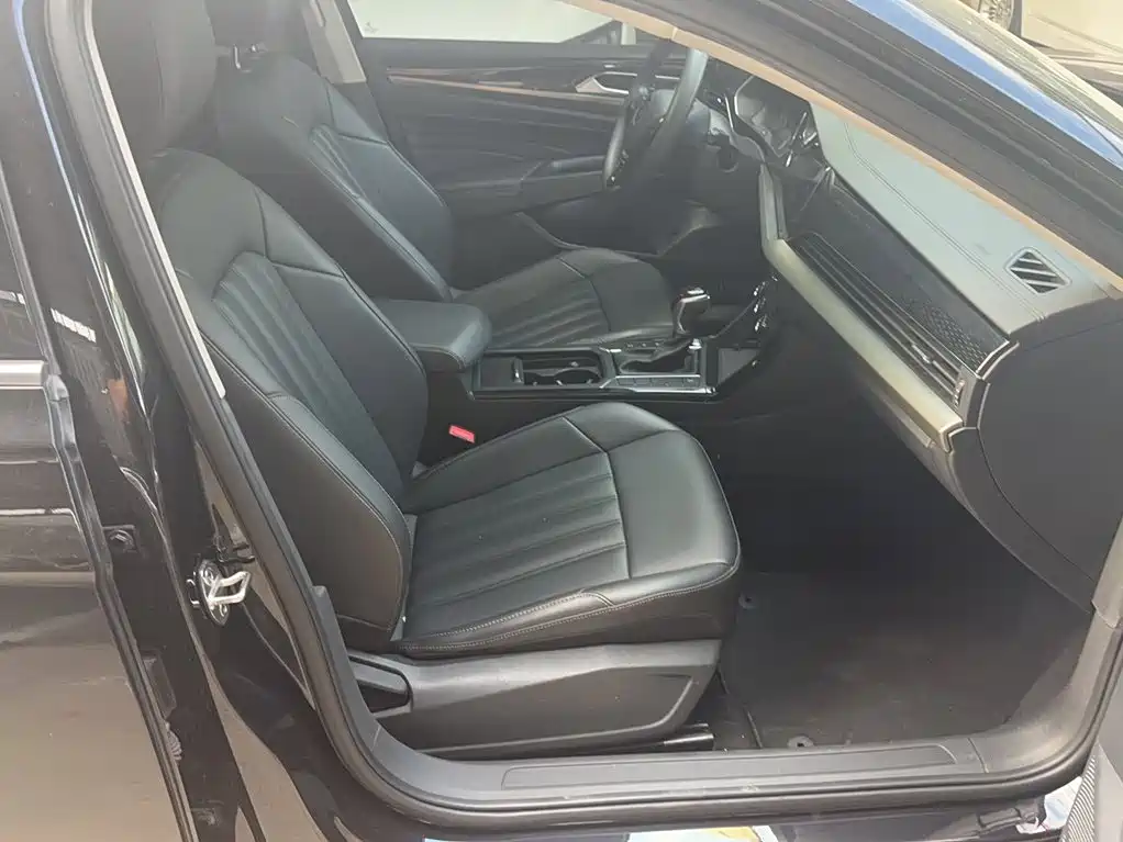 Volkswagen Passat — фото 3