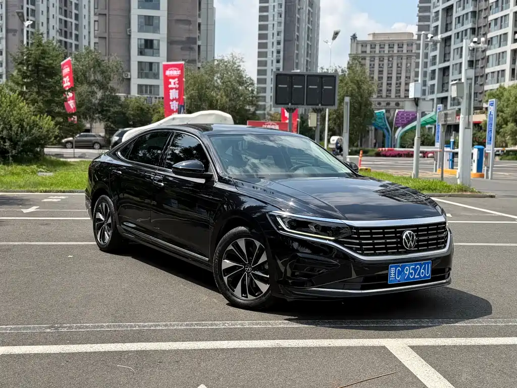 Volkswagen Passat — фото 3