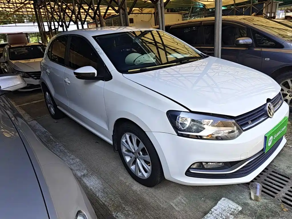 Volkswagen Polo — фото 4